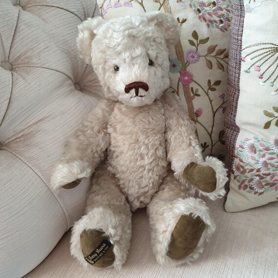 Teddy bear for her birthday deals