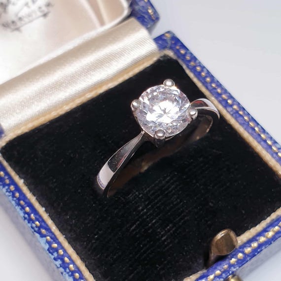 Solid Silver Solitaire Ring Size S Rock Crystal R… - image 7