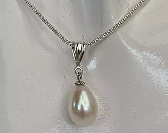 Pearl Necklace Women Necklaces for Women Necklace for Bride to Be Silver Necklace Pendant Silver Necklaces for Women Special Gifts for Her
