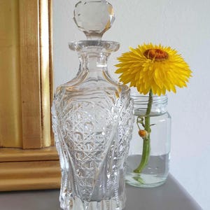 Beautiful Vintage Perfume Bottle, Old Glass Perfume Bottle, Vintage Cut Glass Perfume Bottle with Lid, Mid Century Perfume Bottle