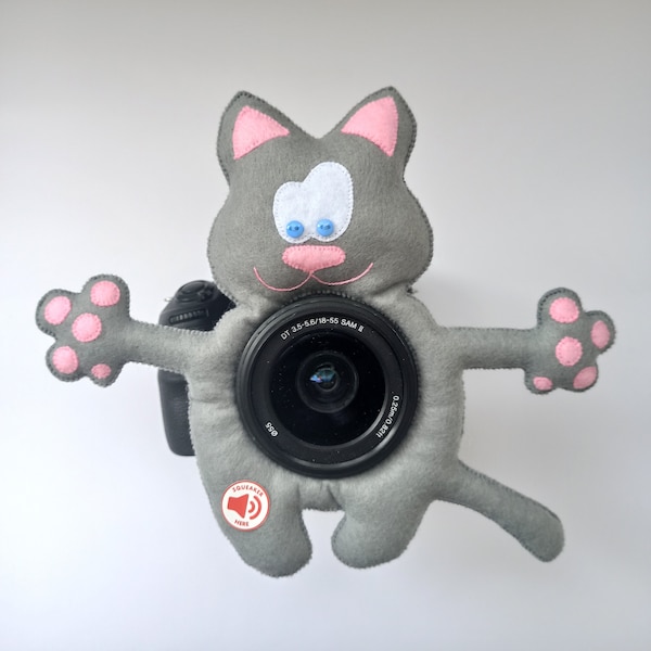 Camera buddy Photography accessory Camera lens buddy Photographer helper Camera accessory Photo helper Camera gift Funny gray cat Felt cat