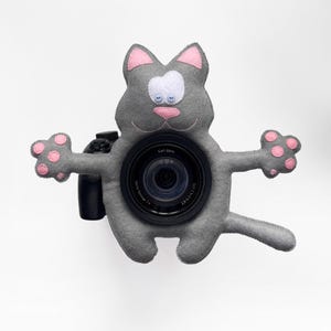 Kamera Buddy Fotografie Accessoire Kameralinsen Buddy Fotografenhelfer Kameraaccessoire Fotohelfer Kamerageschenk Lustige graue Katze Filzkatze