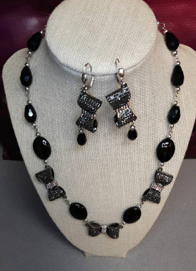 sparkling black tie