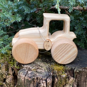 Handmade Natural Wooden Tractor: Eco-Friendly Gift with Montessori and Waldorf Educational Influence, Lotes Toys Baby Gift Free Shipping image 6