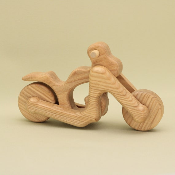 Handmade Organic Natural Wooden Chopper Motorbike With Moving