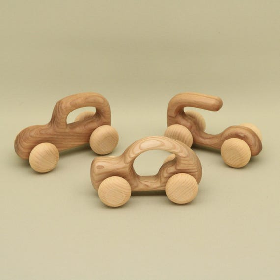 Handmade Organic Ash Wood Car Set: Eco-friendly Baby Toys