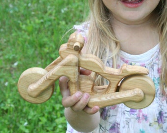 Moto chopper en bois naturel bio fait main avec roues mobiles Délices écologiques pour garçons, Lotes Toys cadeau pour bébé Livraison gratuite