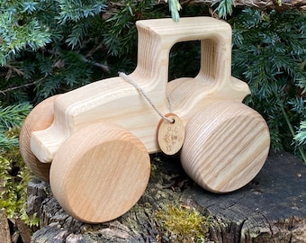 Handmade Natural Wooden Tractor: Eco-Friendly Gift with Montessori and Waldorf Educational Influence, Lotes Toys Baby Gift Free Shipping