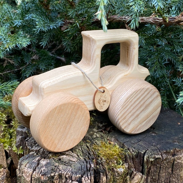 Handgemaakte natuurlijke houten tractor: milieuvriendelijk cadeau met educatieve invloed van Montessori en Waldorf, Lotes speelgoed babycadeau gratis verzending