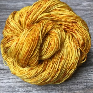 Pollen - Yellow Hand Dyed Speckled Yarn, Superwash Merino Wool Nylon Cashmere, Sock Fingering DK Worsted, Jonquil Yellow Gold Sunflower
