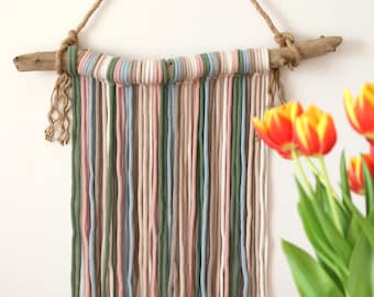 Cadeau fête des mères en macramé, tenture murale en bois flotté, gris naturel, minimaliste, fibre de bois flotté, longue bohème, salon en macramé mural