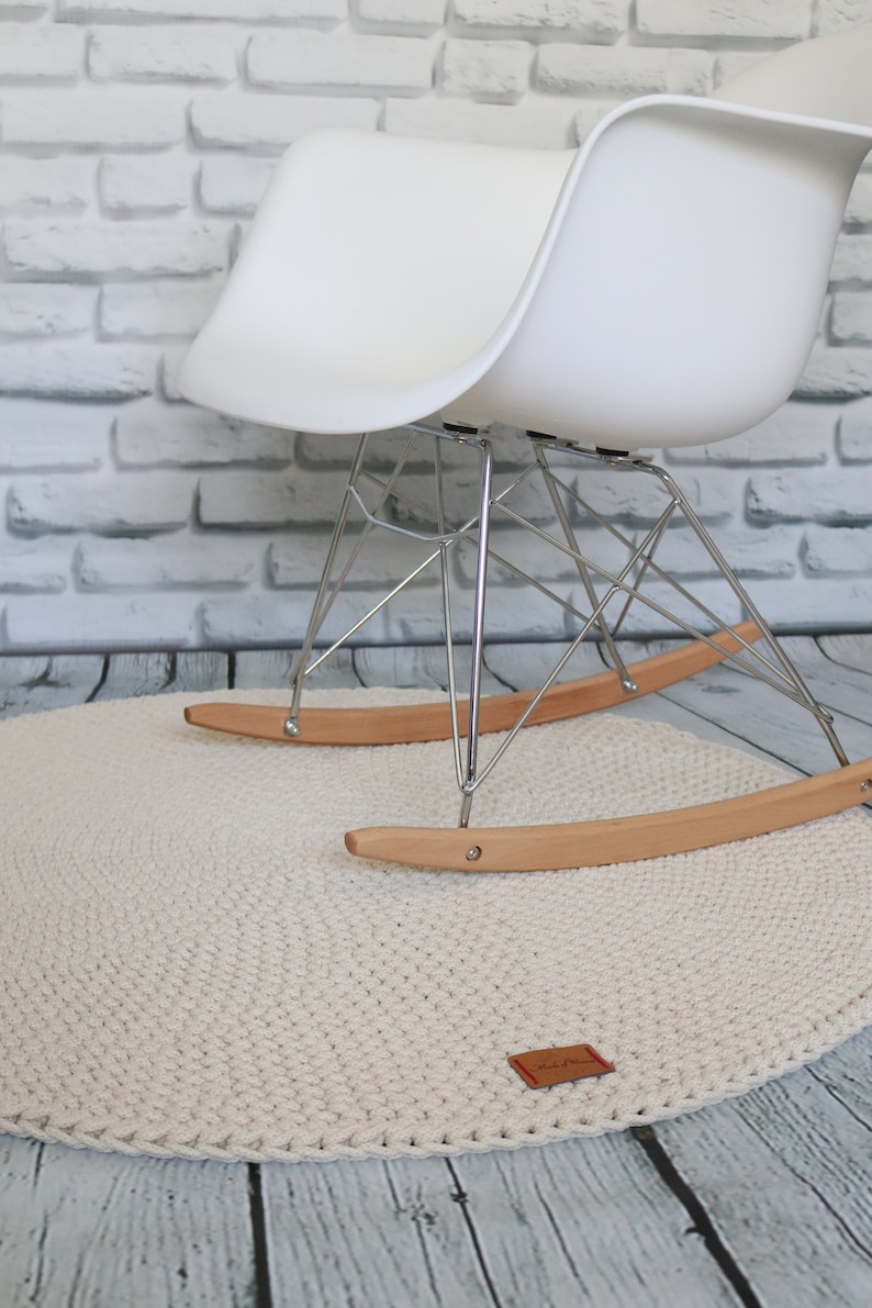 Handwoven Natural Cotton Rug Cream Round Simple Modern Rug Nursery Crochet Rug Washable Cotton Rug Round area rug Modern kids floor mat imagem 8