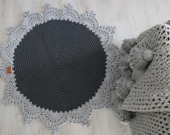 Tapis de salon fait main, épais rond gris scandinave, décoration pastel, tapis pour chambre d'enfant au crochet avec napperon de pétales, tapis bohème lavable en coton naturel