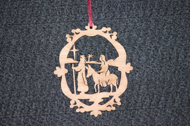 mary and Joseph ornament image 1