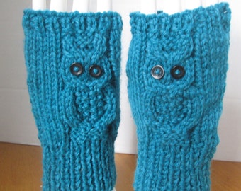 Ladies owl detail finger less mittens sea blue colour.