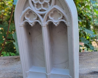 Gothic cathedral window hanging or tabletop fine mortar statue 7x4 inches oddities shelf