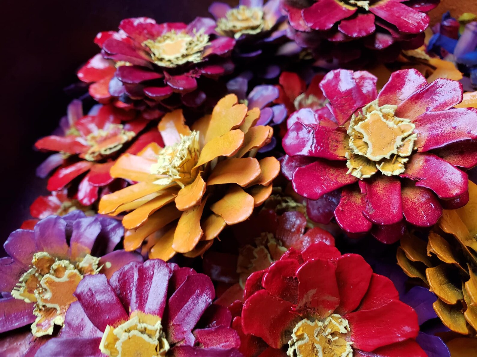 Zinnia Pine cone Painted Pine cones daisy pine cone Flowers Etsy 日本