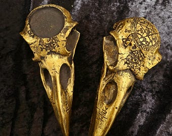 Crow skull wall hanging, skull wall statue, Viking wall statue, Halloween wall hanging raven wall statue, concrete raven