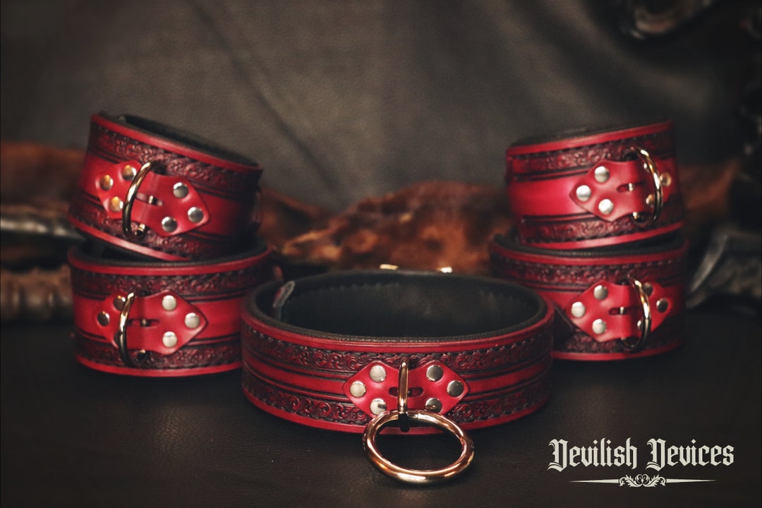 Leather BDSM Collar and Cuff Set/submissive Collar/bondage Cuffs/slave ...