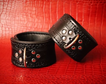 Leather Ankle Cuff Restraints BDSM, Submissive Gear, Bondage Gear, Slave Gear, Sub Cuffs, BDSM Gear, Mature, Slave Cuffs, Ddlg