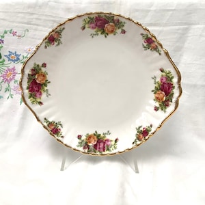 Vintage Royal Albert Old Country Roses Cake Plate, Made in England