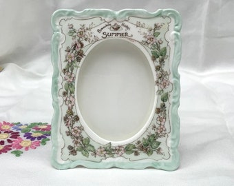 Royal Doulton Brambly Hedge Summer Picture Frame in Mint Condition and Made In England in 1991, Jill Barklem, Special Gift for Her