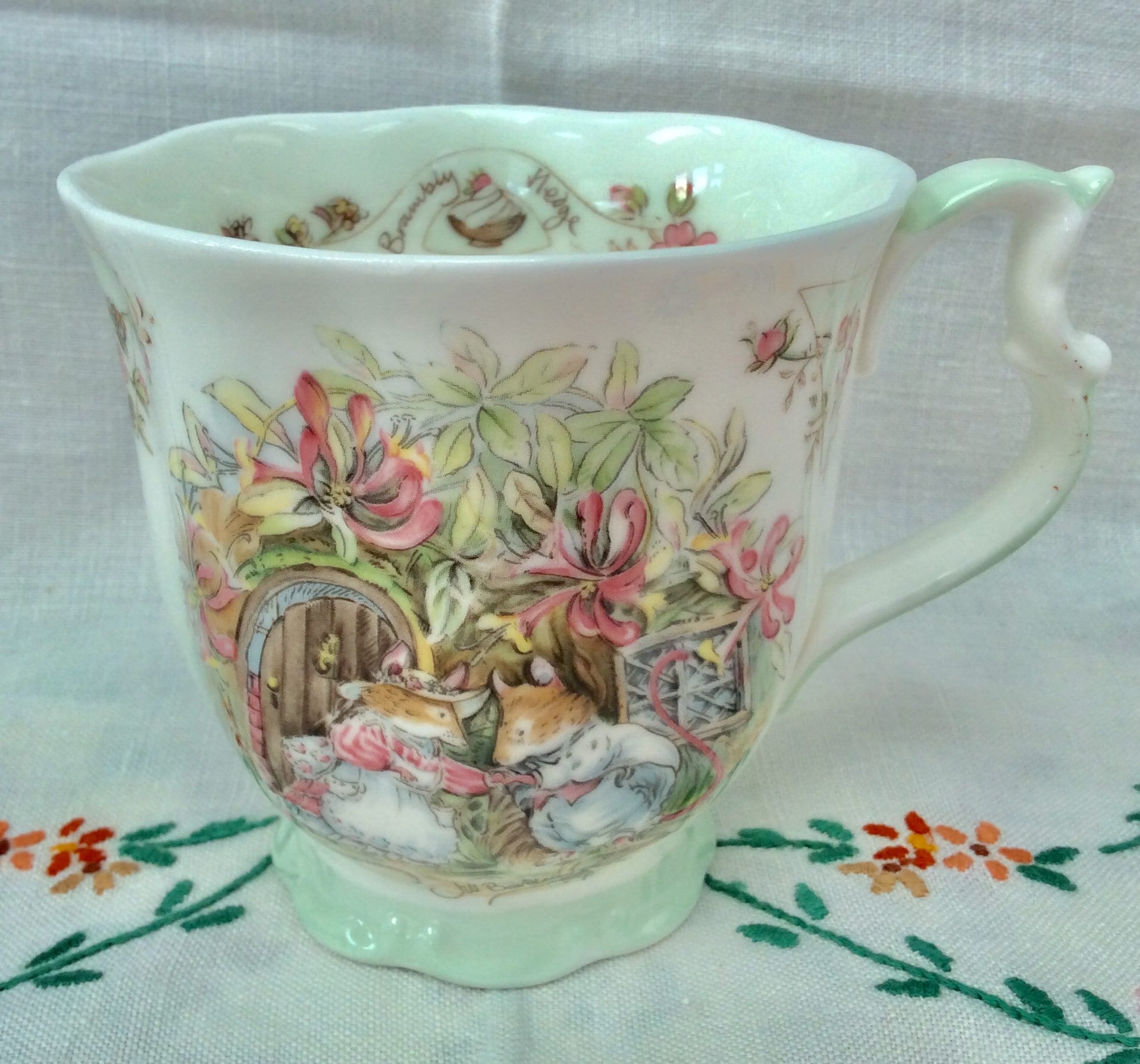 希少 Brambly Hedge AUTUMN STORY 琺瑯容器3点セット 40017-brambly