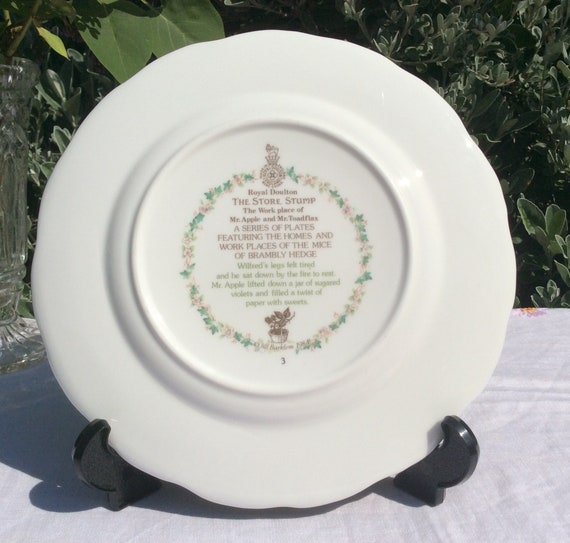 ロイヤル・ドルトン ブランブリー・ヘッジ・プレート：ストア