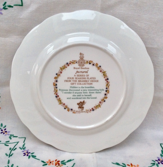 Brambly Hedge Royal Doulton Plate: Autumn Collectable English
