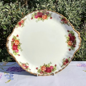 Royal Albert Old Country Roses Cake Plate Made in England, Perfect, Afternoon Tea, Special Gift for Her, Mothers Day Gift, Eid Gift for Her
