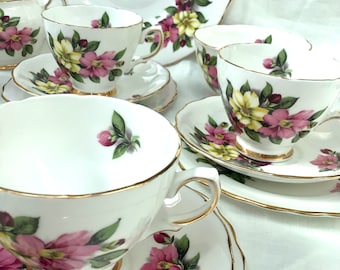 Trío de tazas de té con flores rosas de Colclough: porcelana inglesa vintage de los años 50