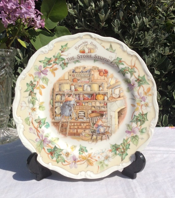 ロイヤル・ドルトン ブランブリー・ヘッジ・プレート：ストア