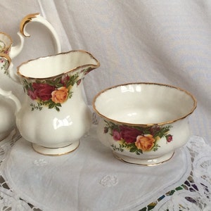 Royal Albert Old Country Roses Milk Jug & Sugar Bowl Made in England, Afternoon Tea, Special Gift for Her, Cottage Core, Mothers Day Gift