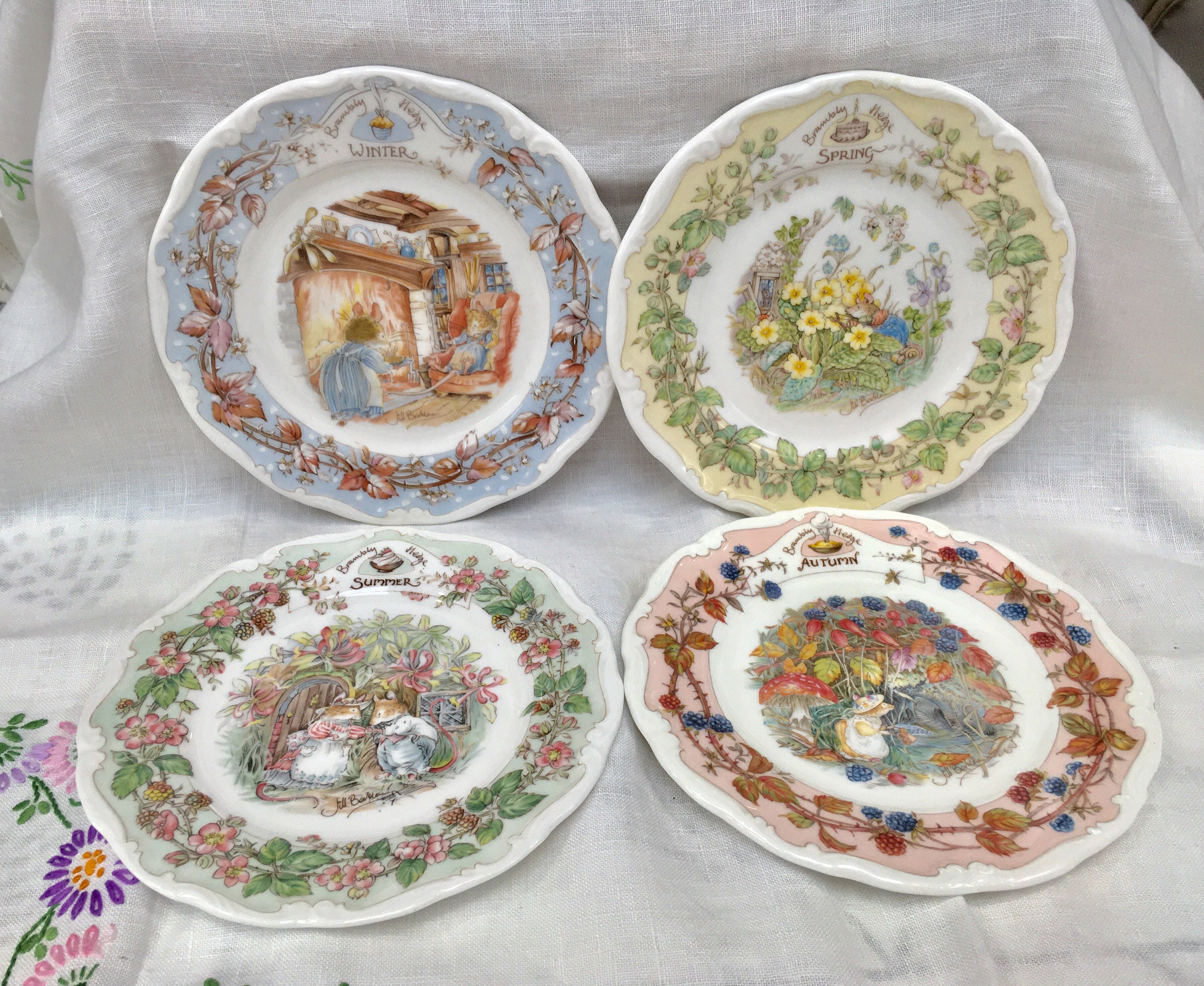 Brambly hedge four season plates - Etsy 日本