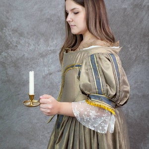 Baroque Dress Louis XIV Silk or Taffeta Dress  17. Jahrhundert, custom sized