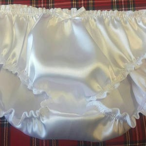 Wykonane na zamówienie...Gładkie majtki "SATIN SISSY"...dowolny rozmiar...dowolny kolor od SweetCheeks