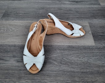 Vintage white leather wedge peep toe sandals / Women platform strappy shoes / Size 6 US / Gabor