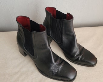 Vintage black leather Chelsea ankle boots for women / 38 EU size / Zara Made in Morocco