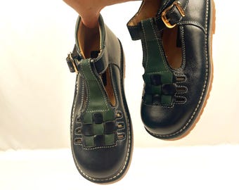 Vintage Leather T-Strap Sandals: Black Green Chunky Shoes Size 32EU, Spain