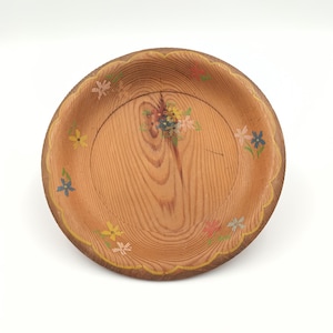 Vintage Swedish rustic plaque plate / Folk Art gifts Hand Painted wall hanging dish