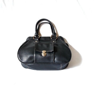 Vintage schwarze Handtasche aus veganem Leder 90er Jahre Tasche Damen Retro Style Geldbörse