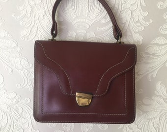 Vintage cognac brown vegan leather handbag 70s women detective bag