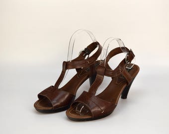Sandalias de piel vintage con tiras en el tobillo en color marrón para mujer / Talla UE 39 / Gortz Shoes
