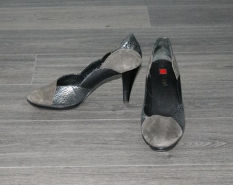 Vintage grey suede leather women pumps / almond toe croc moc shoes / Hōgl Size UK 7