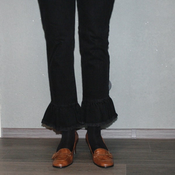 Vintage Ruffle Pants A262