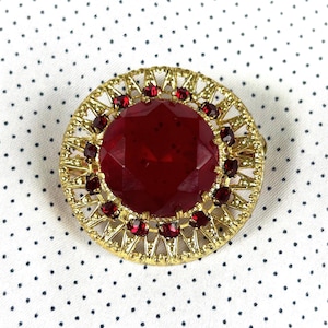 Vintage Rubinglas Retro Brosch, Röd Strass Mässing Damsmycken Sovjetunionen