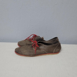 Vintage brown leather women flat shoes lace up sneakers / Size 38 EU / Made in Italy footwear