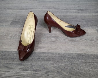 Vintage Charlotte Halton Brown Velvet Heels Made in Spain Womens