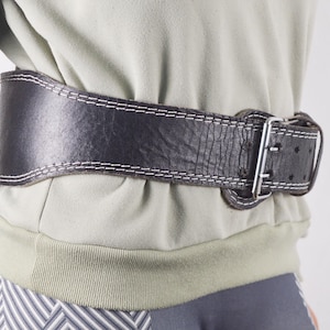 Vintage Black Leather Weightlifting Belt: Unisex Gym Waistband