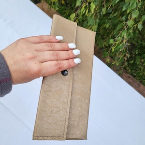 Cartera vintage retro beige / cartera vintage / bolso tipo sobre vegano de piel sintética / Fabricado en los años 70